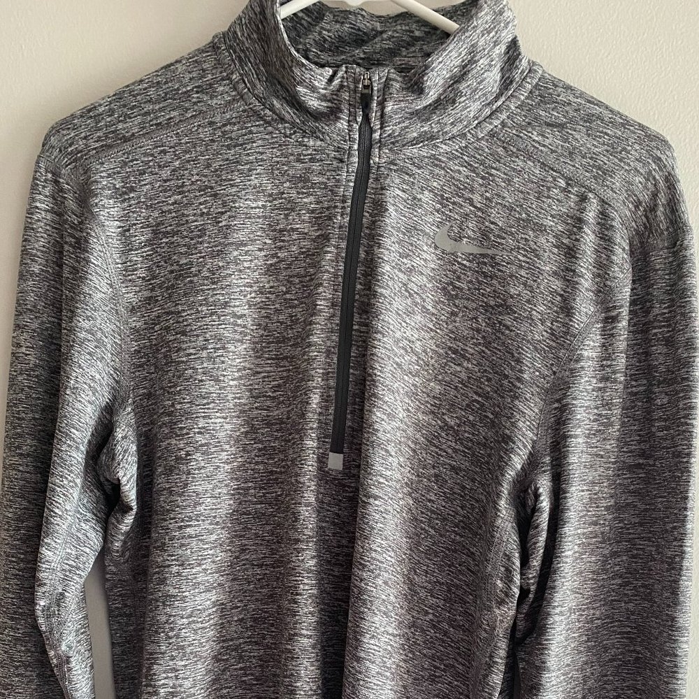 Nike Dri-Fit Mens 1/4 Zip Pullover - Size Small